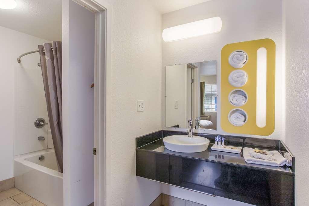 Americas Best Value Inn Bowling Green Exterior foto