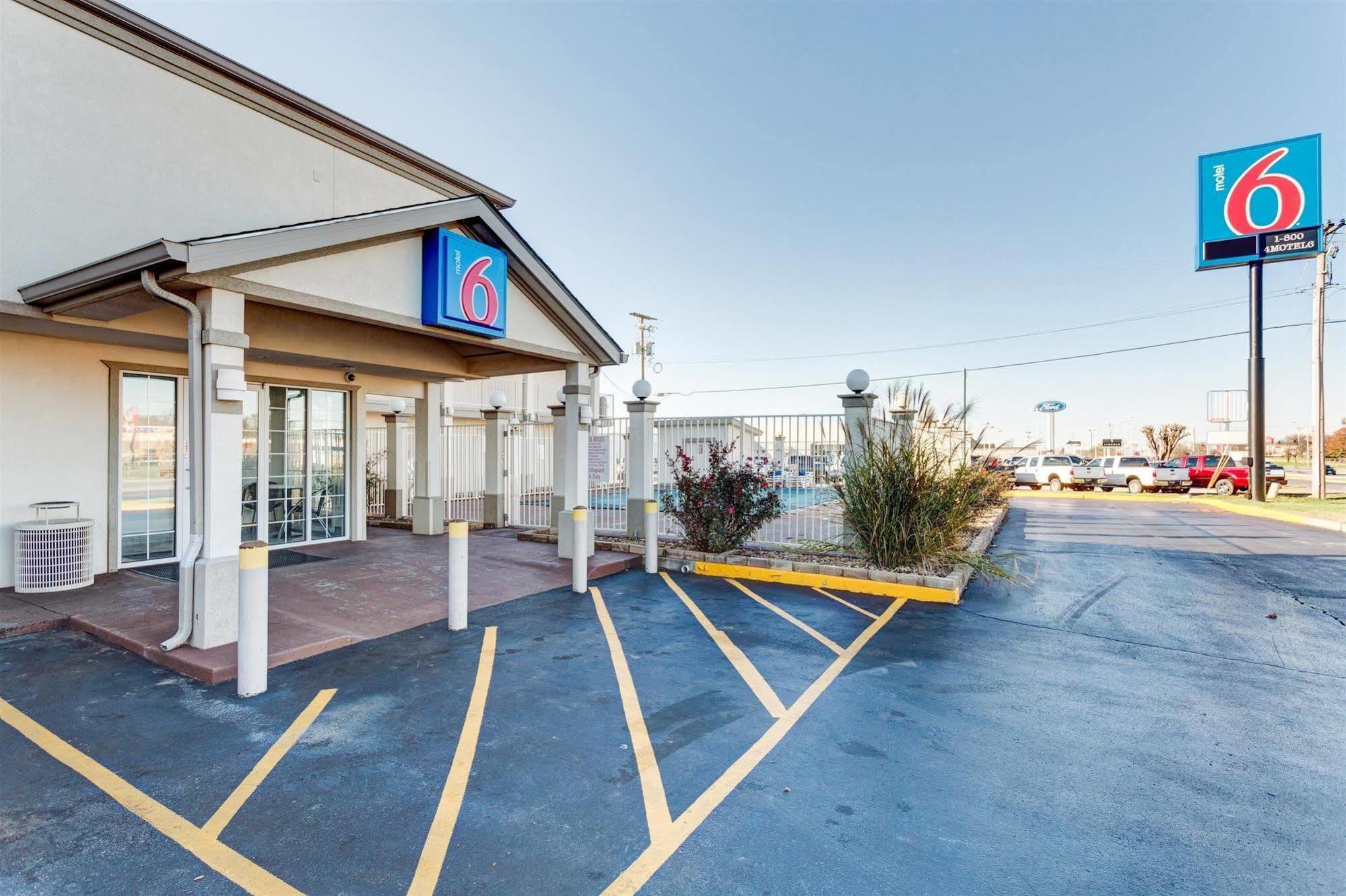 Americas Best Value Inn Bowling Green Exterior foto